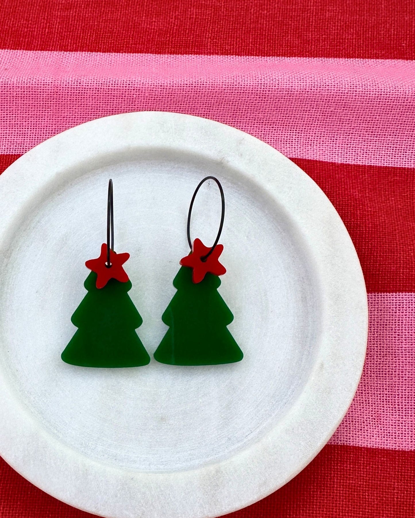 DECK THE GREEN TREES | RED STARS | CHRISTMAS COLLECTION