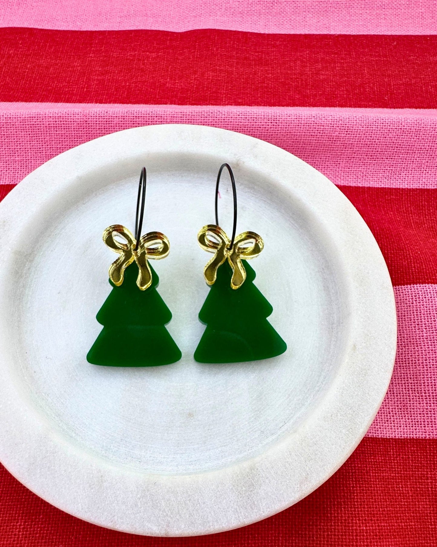 DECK THE GREEN TREES | GOLD BOWS | CHRISTMAS COLLECTION