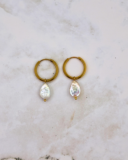 DROPLET PEARL | GOLD | HOOPS