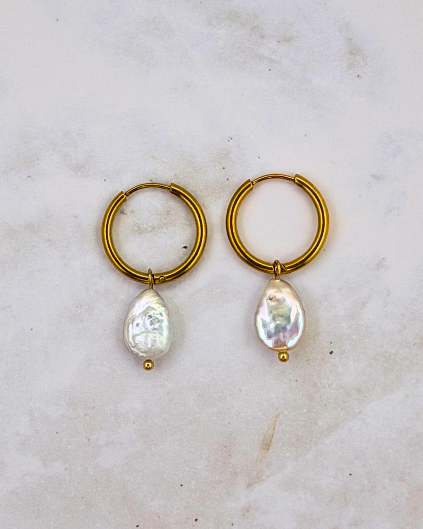 DROPLET PEARL | GOLD | HOOPS