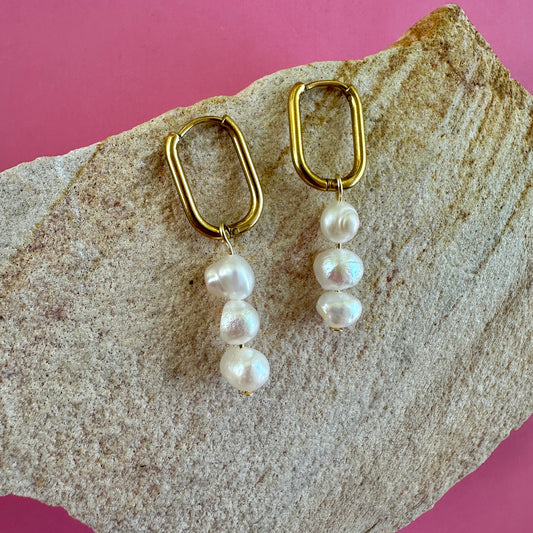 STACKED PEARLS | GOLD | HOOPS